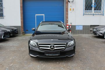 Mercedes E 220 - 2