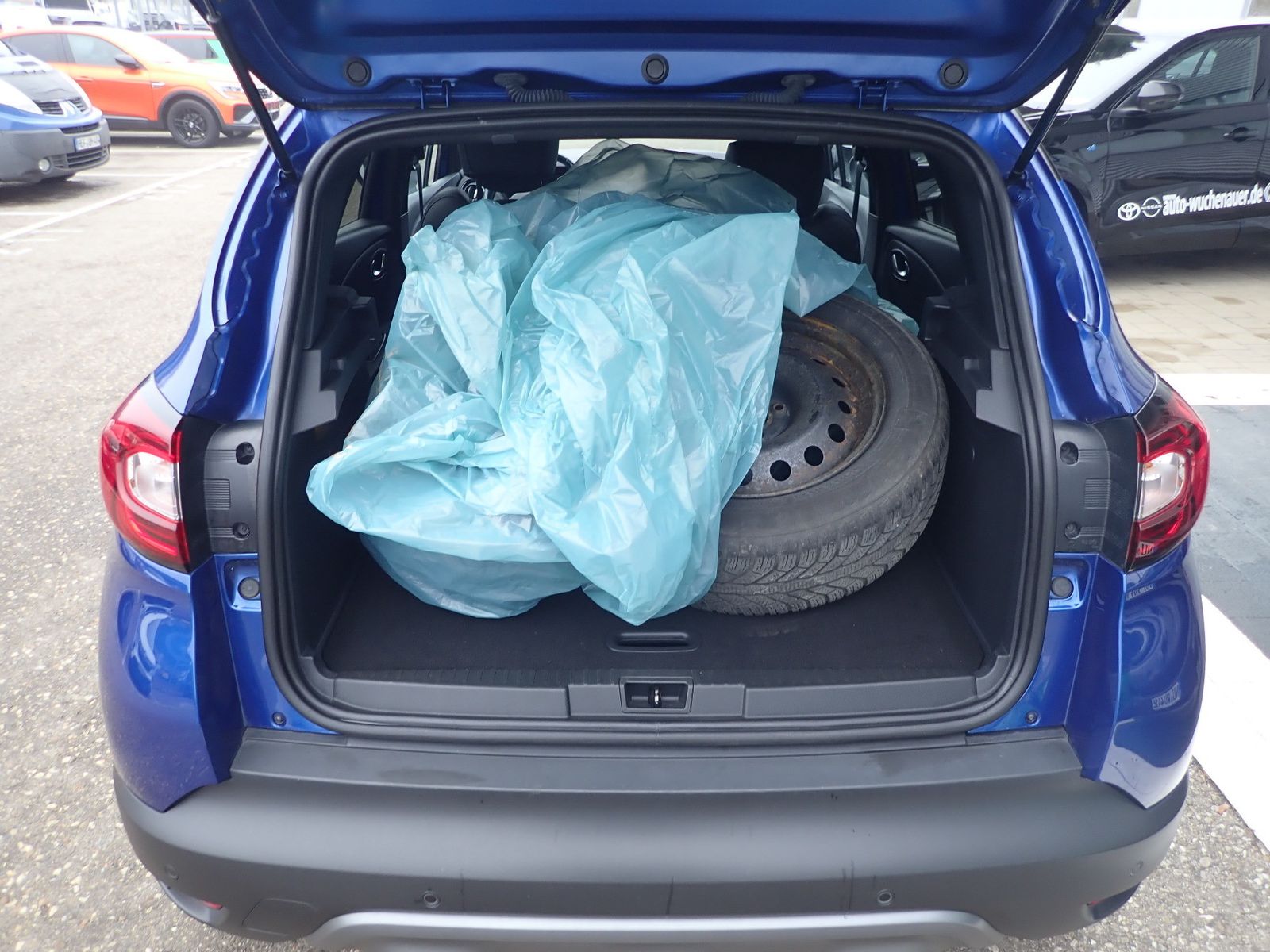 Fahrzeugabbildung Renault Captur VERSION S TCe 150 EDC/AUTOMATIK/