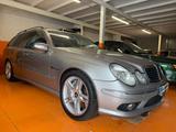 Mercedes-Benz MERCEDES-BENZ E 55 Kompressor Cat S.W. AMG - Mercedes-Benz E55 aus dem Jahr 2004