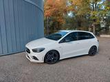 Mercedes-Benz B 180 -Automatik- AMG- Night-Sportfahrwerk
