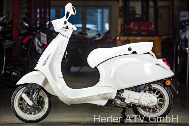 Vespa Sprint 50 Allwhite