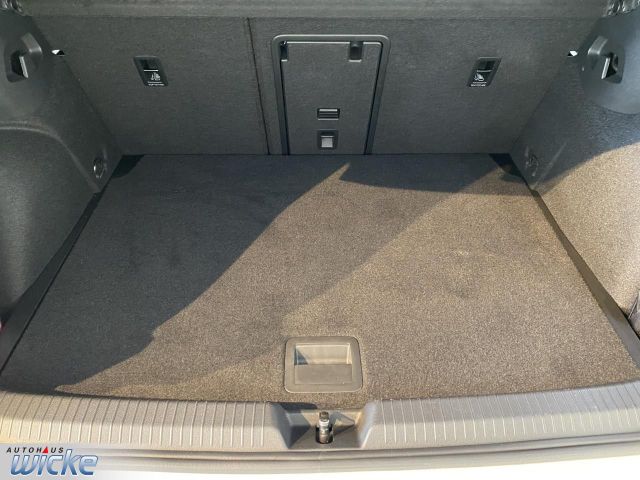 Golf VIII 2.0 TSI GTI NAVI KLIMA KEYLESS LED ACC