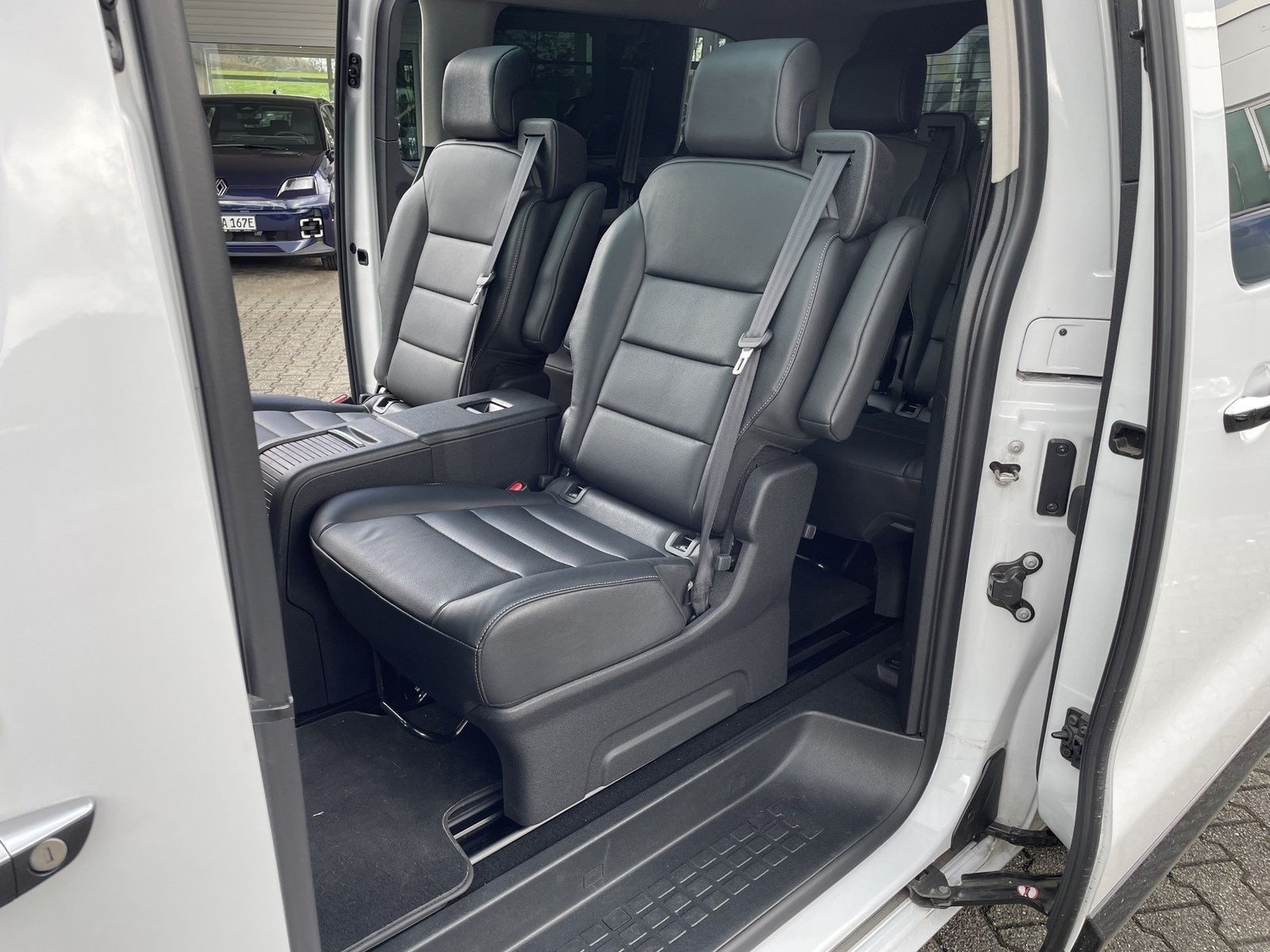 Fahrzeugabbildung Toyota Proace Verso 2.0 D-4D L2 Executive