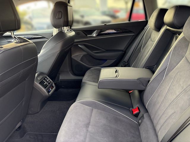 Passat Variant 2.0 TDI DSG ELEGANCE IQ.LIGHT+AHK