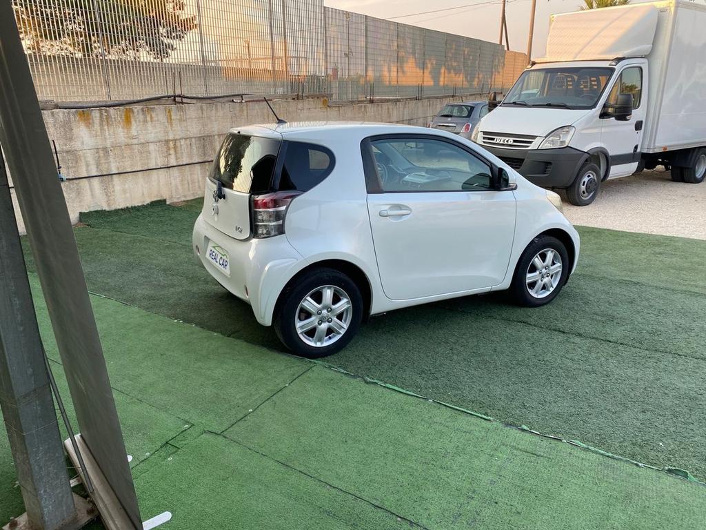 Toyota IQ