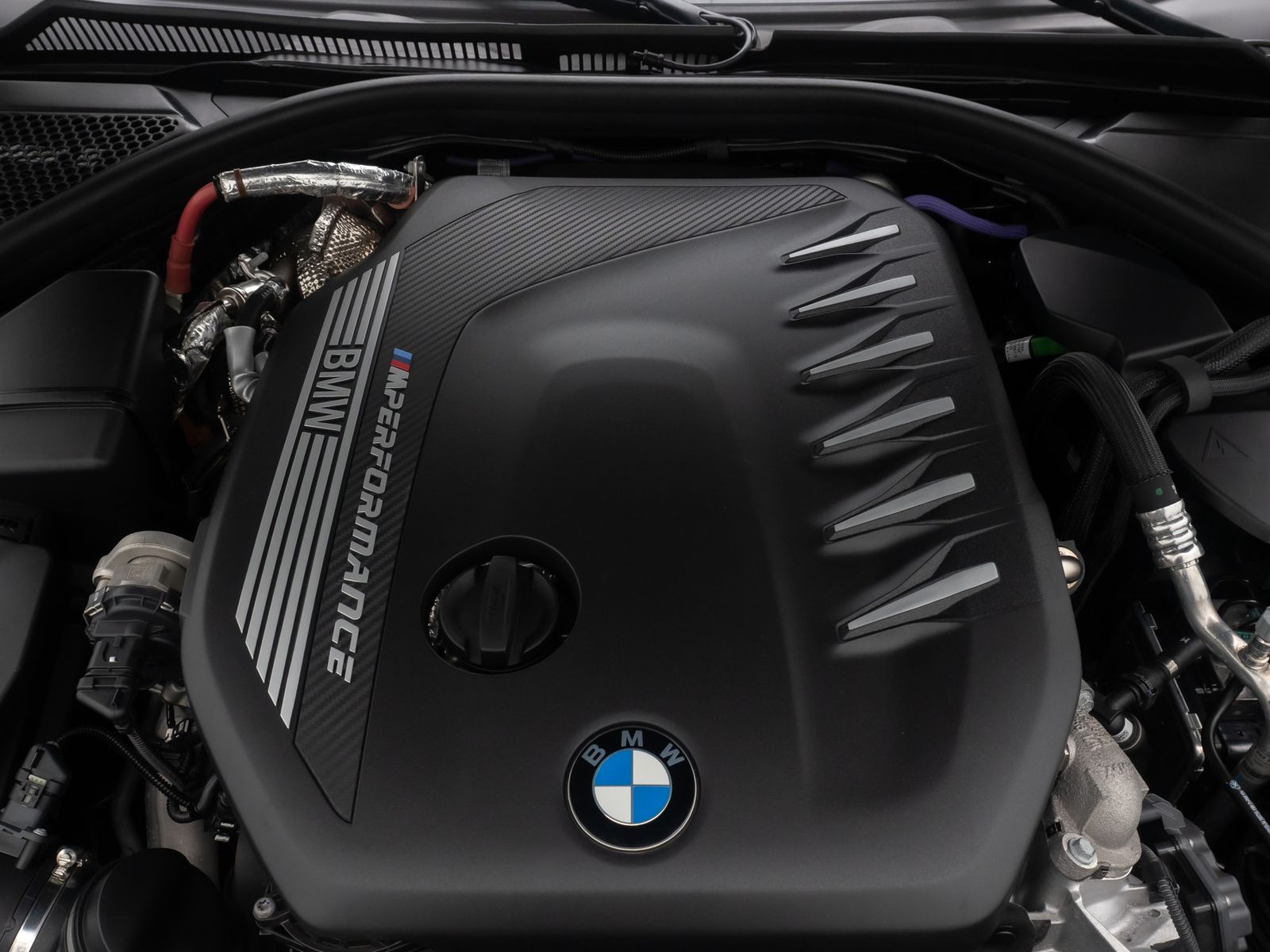 Fahrzeugabbildung BMW M340d xD 360&deg; HUD DAB H/K Alarm AHK Glasdach 19"