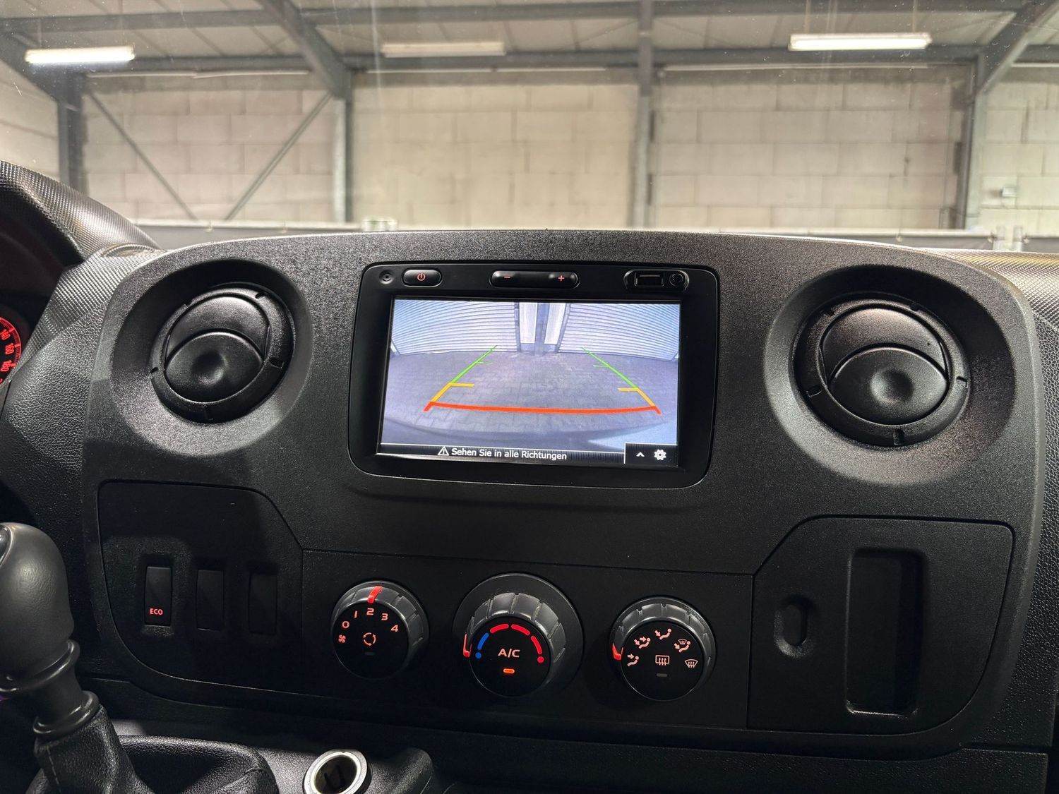 Fahrzeugabbildung Opel Movano 2.0D L2H2 3,5t #2x Sortimo#Klima#Kamera#N