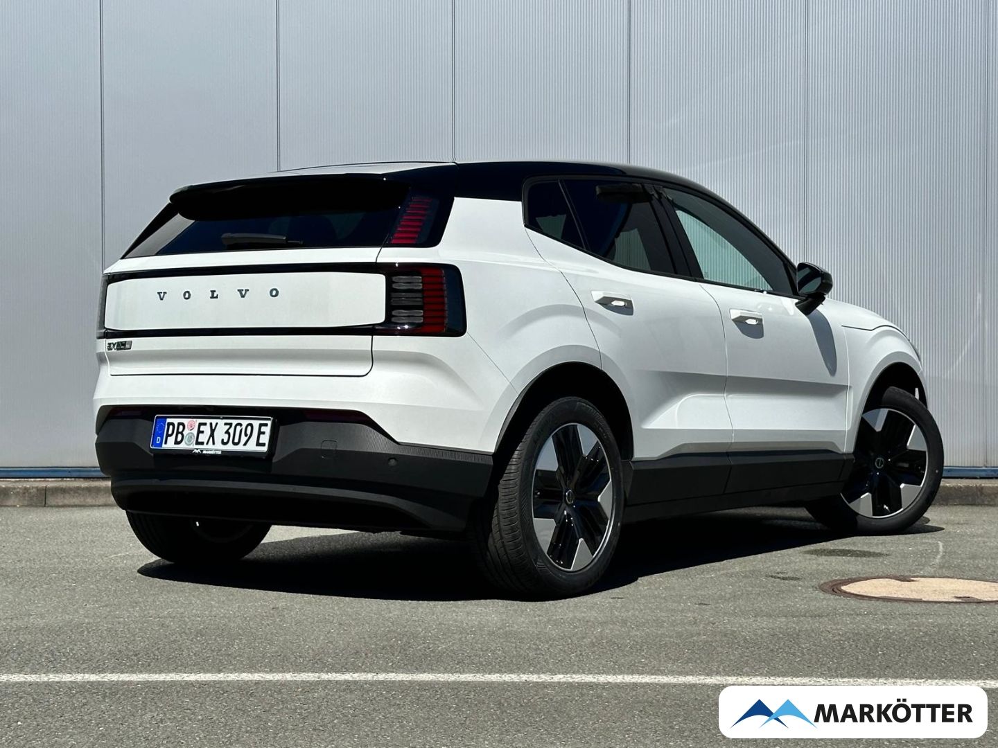 Volvo EX30 Plus 2WD Pure Electric ACC/BLIS/LenkradH imagem 3