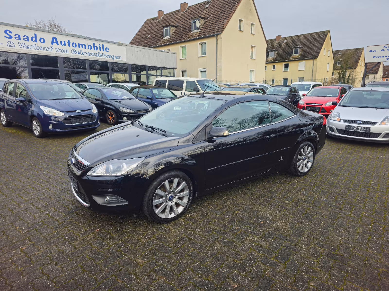 Ford Focus Cabrio Black Magic 17"Alu*Klima*Sitzheiz.