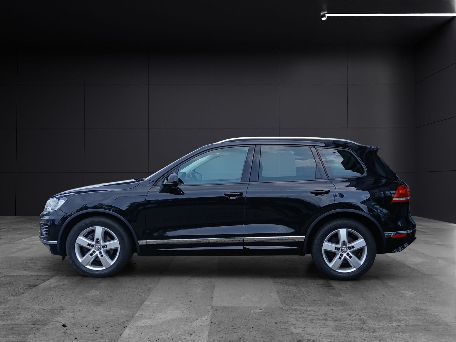 Fahrzeugabbildung Volkswagen Touareg TDI R-Line Terrain Tech 4M Xenon Navi AH