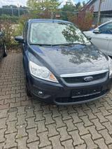 Ford Focus Lim. Style + - Ford Focus aus 2010: ST