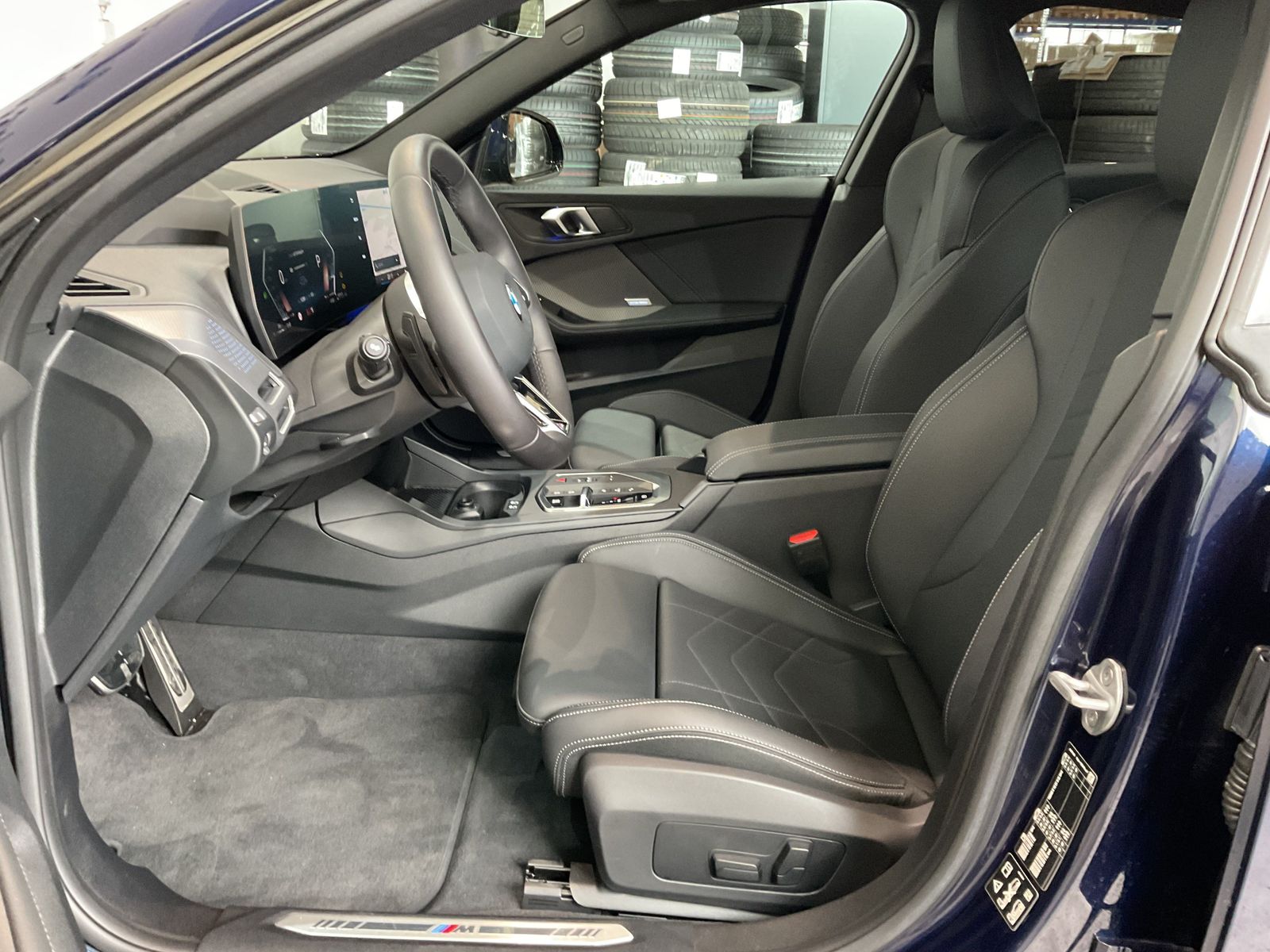 BMW 223 - Bild 7
