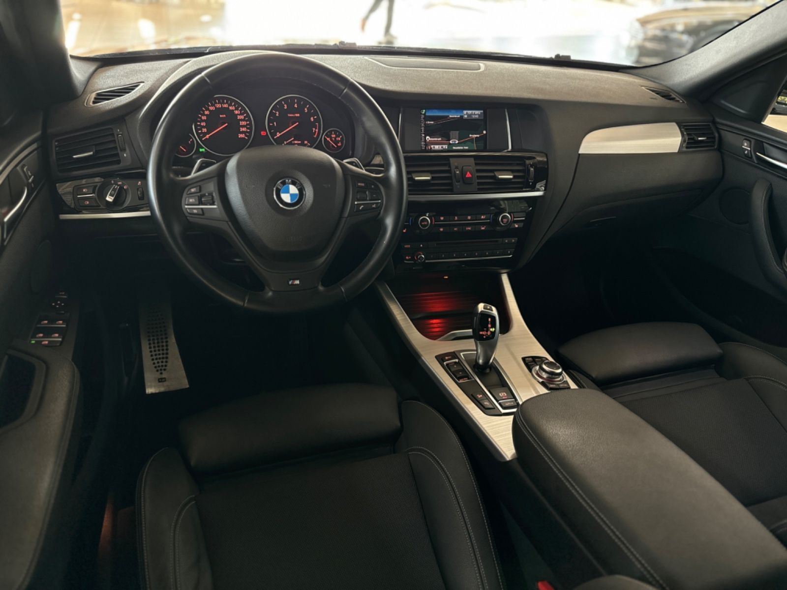 Fahrzeugabbildung BMW X4 xD20i M Sport Kamera Navi Xenon Komfort AHK