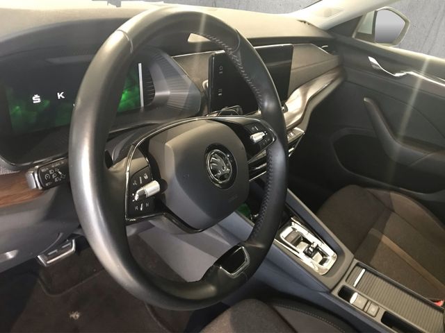 Octavia Combi Scout 2.0 TDI 4x4 DSG*AHK*MATRIX*