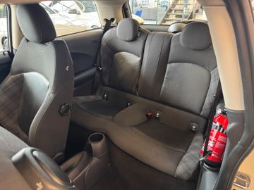 MINI COOPER SD Mini 3-trg. *2. Hand*Klima*JCW-Paket*