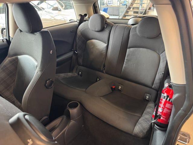 MINI COOPER SD Mini 3-trg. *2. Hand*Klima*JCW-Paket*