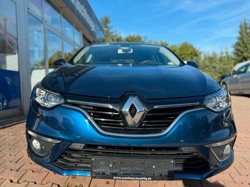 Bild 3 Renault Megane IV *Berline*