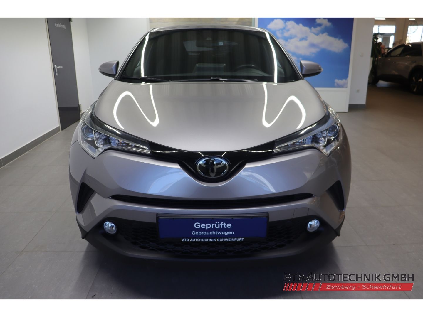 Fahrzeugabbildung Toyota C-HR Team D 1.2l Turbo Navi ACC DAB SHZ LenkradH