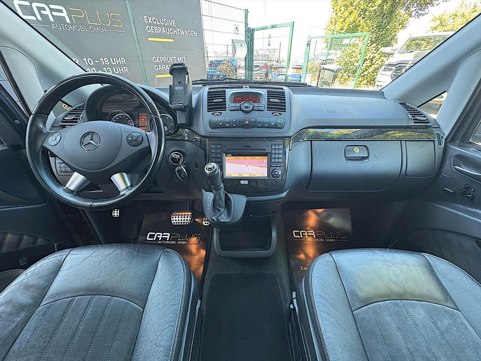 Fahrzeugabbildung Mercedes-Benz Viano 3.0 CDI Avantgarde Edition 125 lang *Pano*
