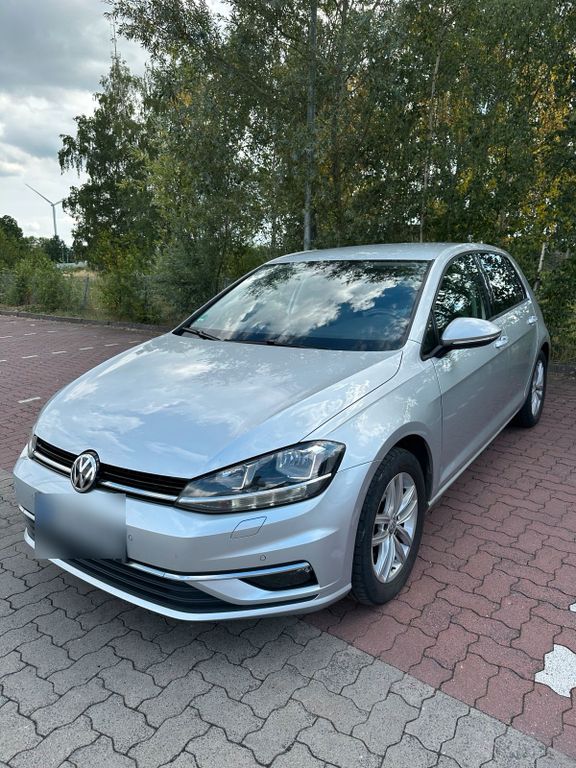 Image of Volkswagen Golf