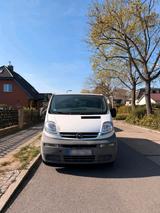 Opel Vivaro Transporter - gebrauchte Opel Vivaro aus dem Jahr 2003