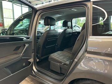 MYAUTOCENTER – Gebraucht- und Jahreswagen mit Werkstattservice in Pfaffenhofen Volkswagen Touran *AHK*ACC*PDC*3-Zonen*NAVI*1-HAND*