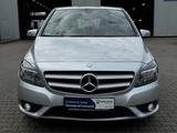 Mercedes-Benz B 180 Garantie *nur 63000 Km *Navi*BlueEfficieny - silberne Mercedes-Benz B 180