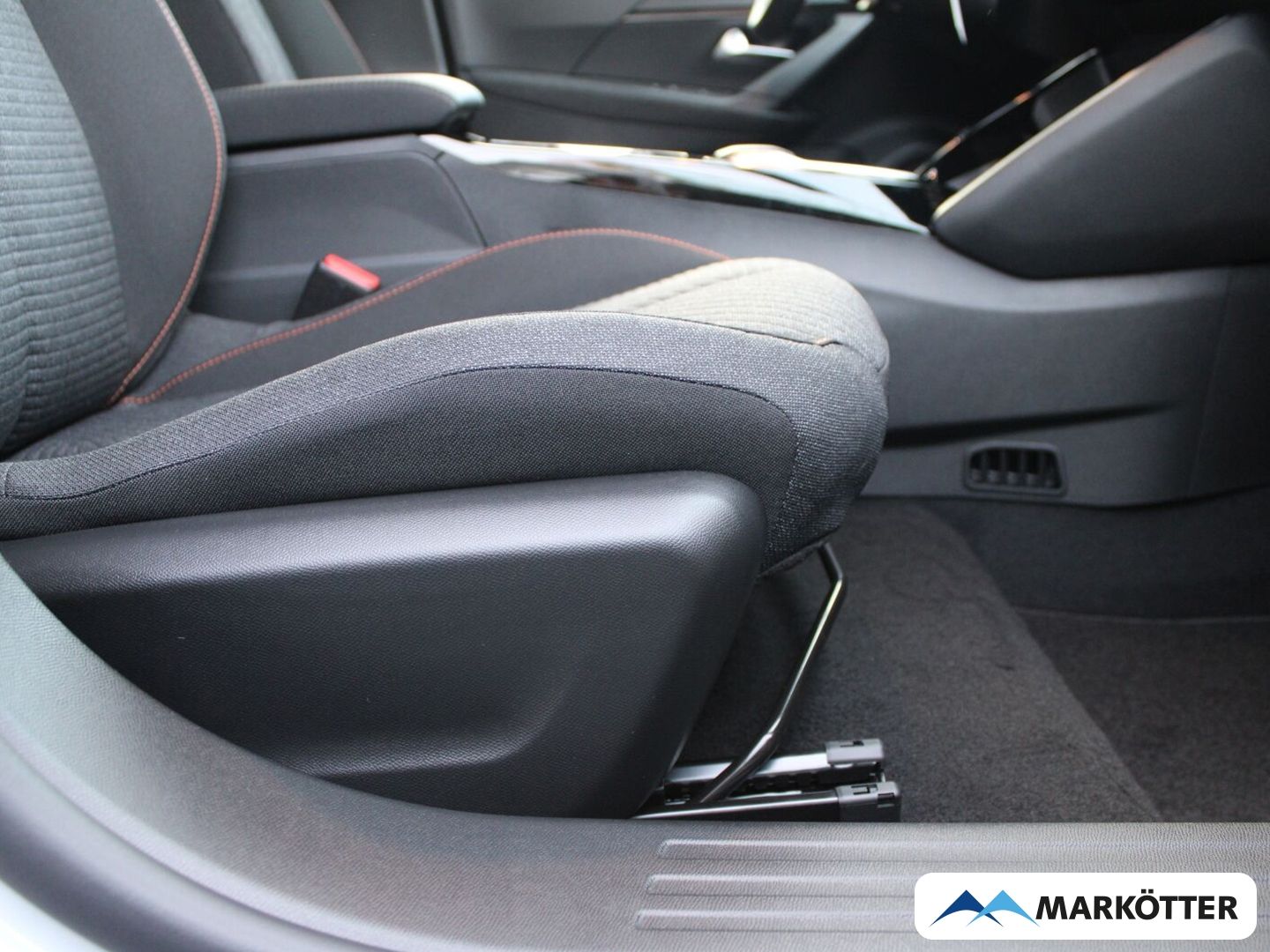 Peugeot 2008 - Bild 30