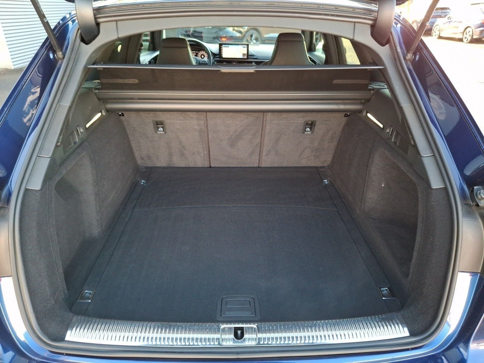 Audi RS4 - Bild 13