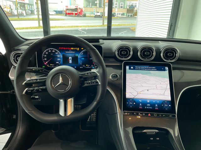 Fahrzeugabbildung Mercedes-Benz C 300 e T-Modell AMG/Pano/AHK/Digital/360°