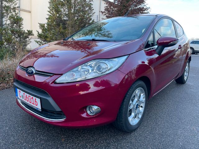 Ford Fiesta Titanium 1.4 Automatik, Top - Gepflegt