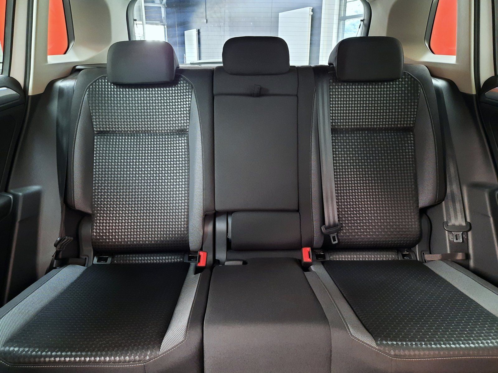 Fahrzeugabbildung Volkswagen Tiguan Active TSI *Navi*ACC*LED*PDC*Sitzhzg*Cam*