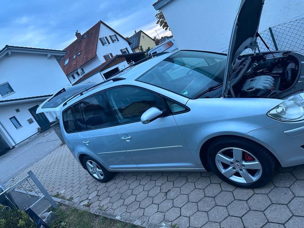 Volkswagen Vw Touran 2.0  Automatik