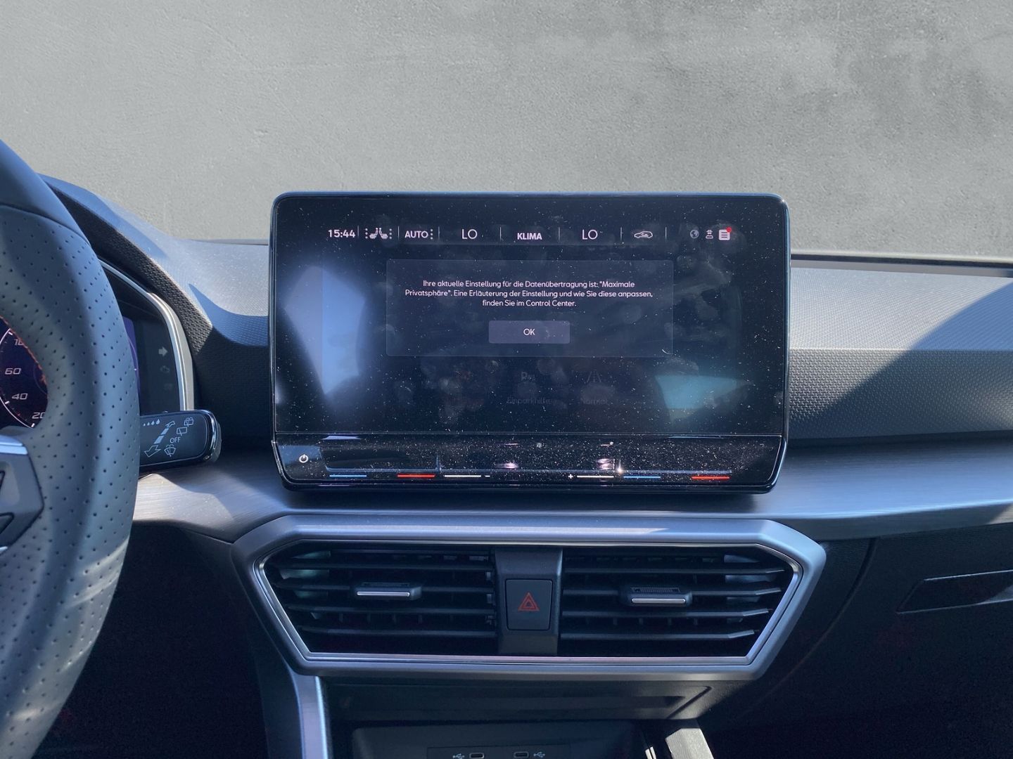 Fahrzeugabbildung SEAT Leon Sportstourer FR 2.0 TDI EU6d Navi Digitales