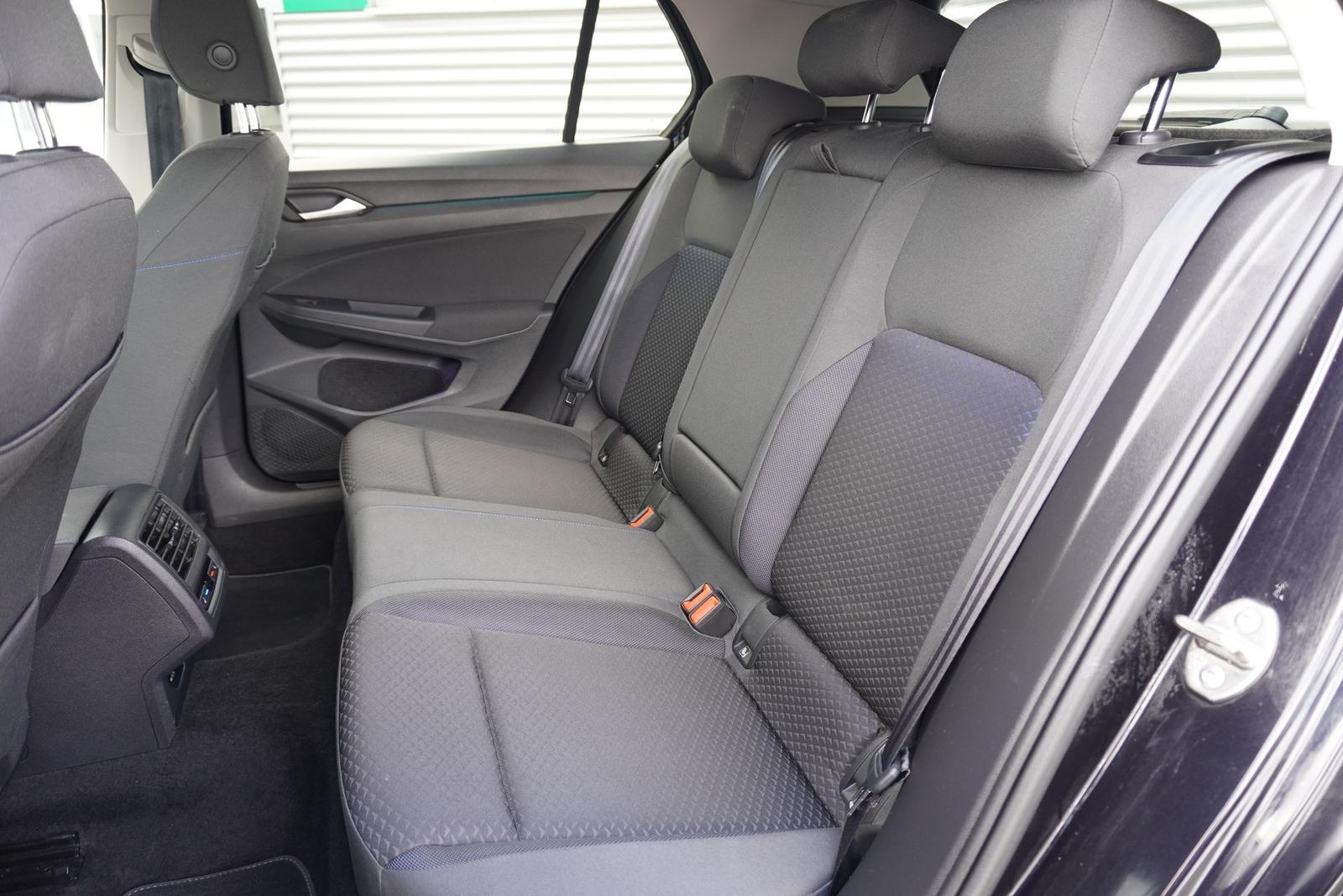Volkswagen Golf VIII 1.5 16V TSI United LED Standheizung, миниатюра 12