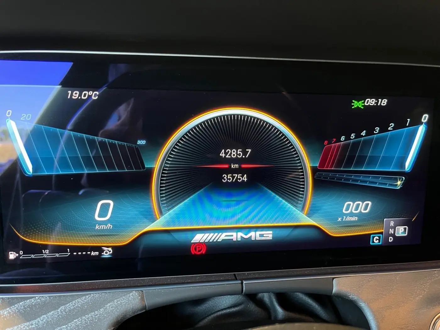 Mercedes-Benz AMG GT 53 4MATIC+ HUD*Burm*StandHz*AHK*