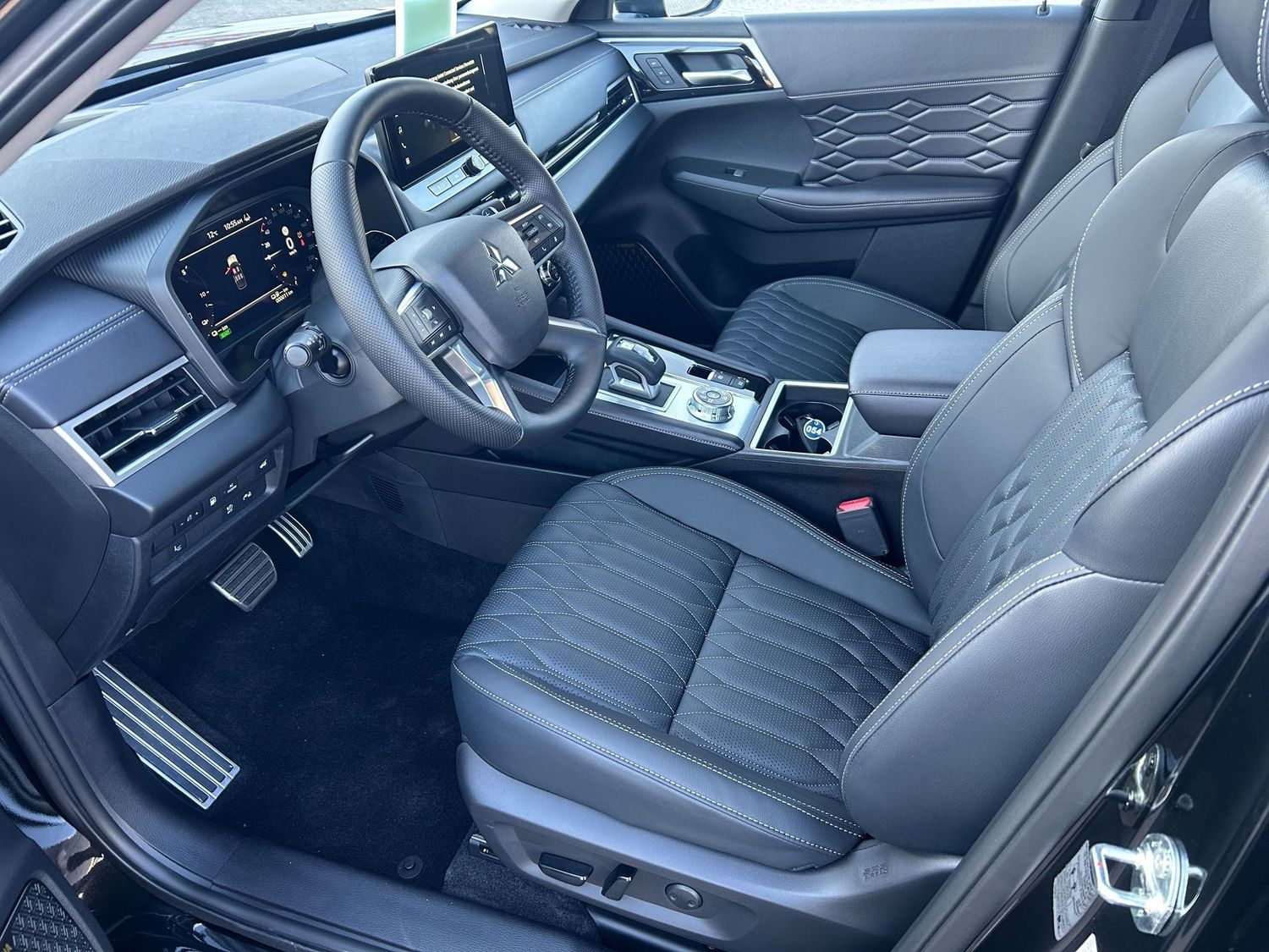 Mitsubishi Outlander - Bild 10