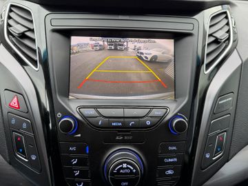 Hyundai i40 cw Family +LED+Navi+WR+SHZ+Autom+DAB