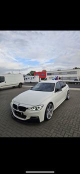 BMW F30 330d LCI *ACC* M Paket - BMW 330 mit Diesel-Antrieb: Limousine, 330d Paket