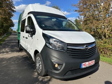 Opel Vivaro - 9