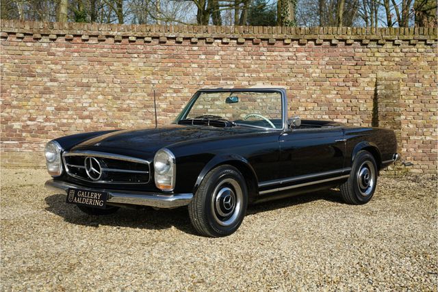 Mercedes-Benz SL 230 Pagode Very well restored with original p