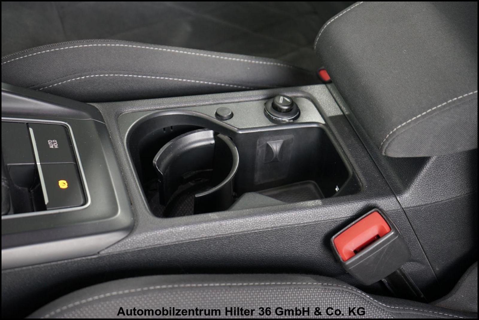 Volkswagen Golf VIII Carplay / Navi / Start Stop, миниатюра 24