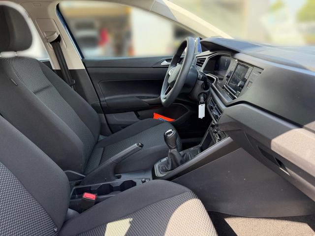 Polo VI Basis 1.0 DAB PDCv+h Bluetooth