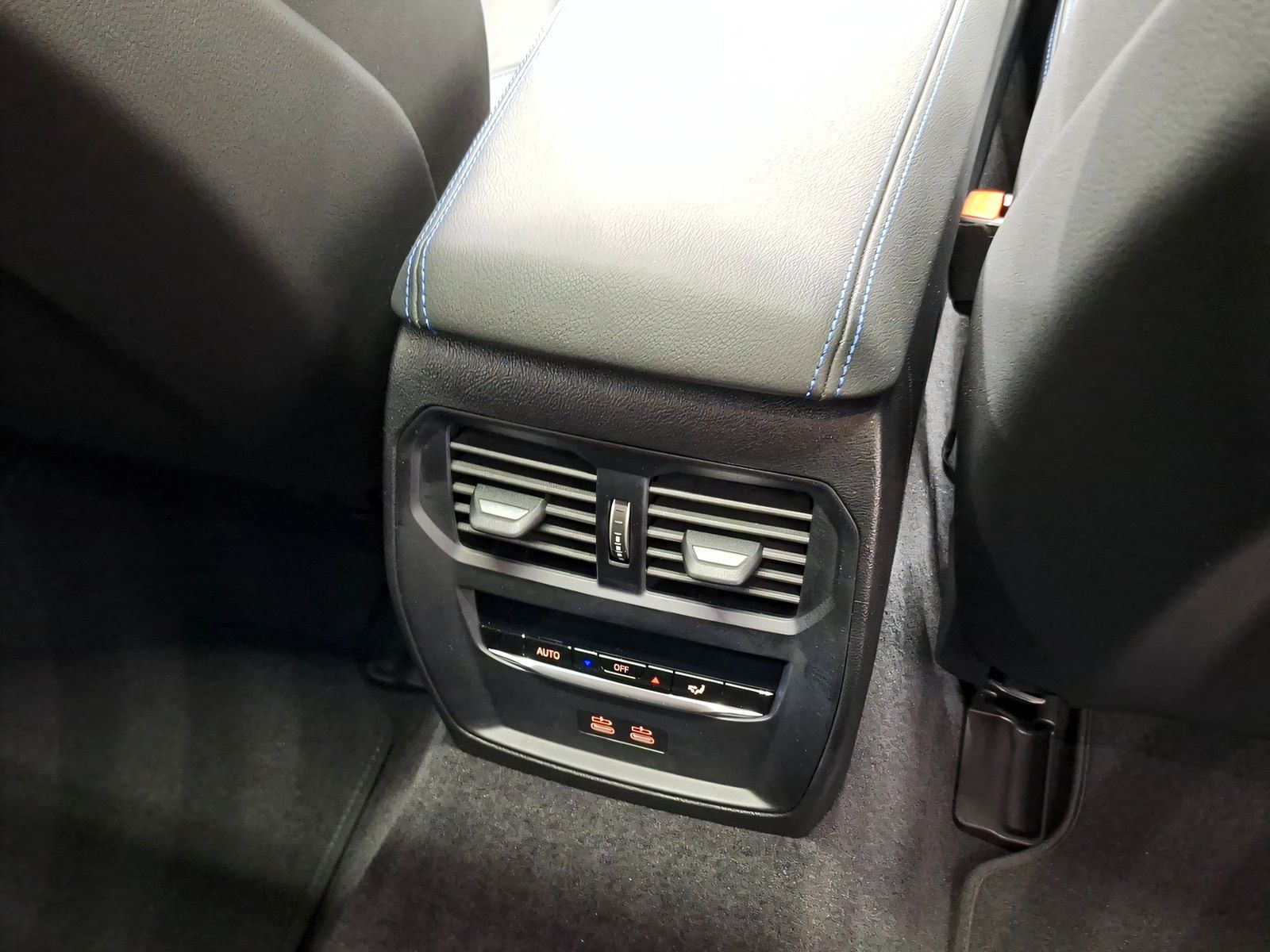 BMW i4 - Bild 17