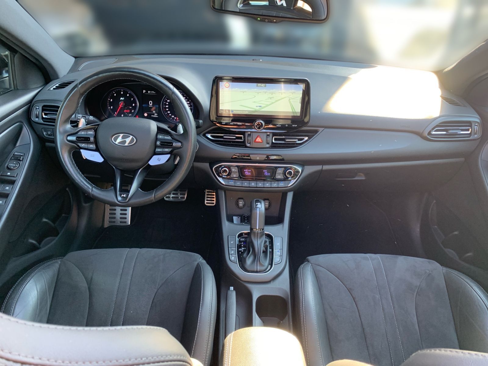 Fahrzeugabbildung Hyundai i30 2.0 T-GDI 8-DCT N Performance Pano N-Sitze