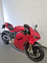 Ducati Panigale V4 S - DUCATI MOTORRAD