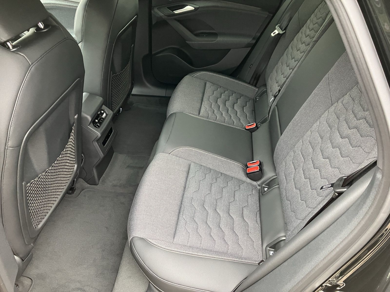 Fahrzeugabbildung Audi A6 e-tron Avant performance 270 kW