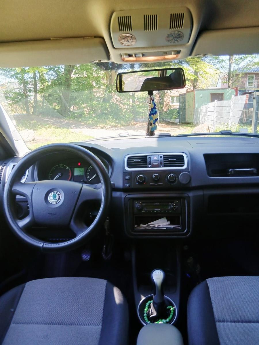 Skoda Fabia 2009 — photo 6