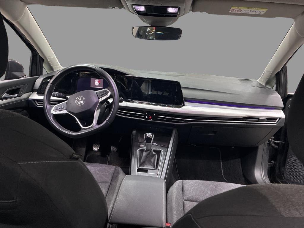 Volkswagen Golf VIII Variant 2.0 TDI Life Navi LED Keyless