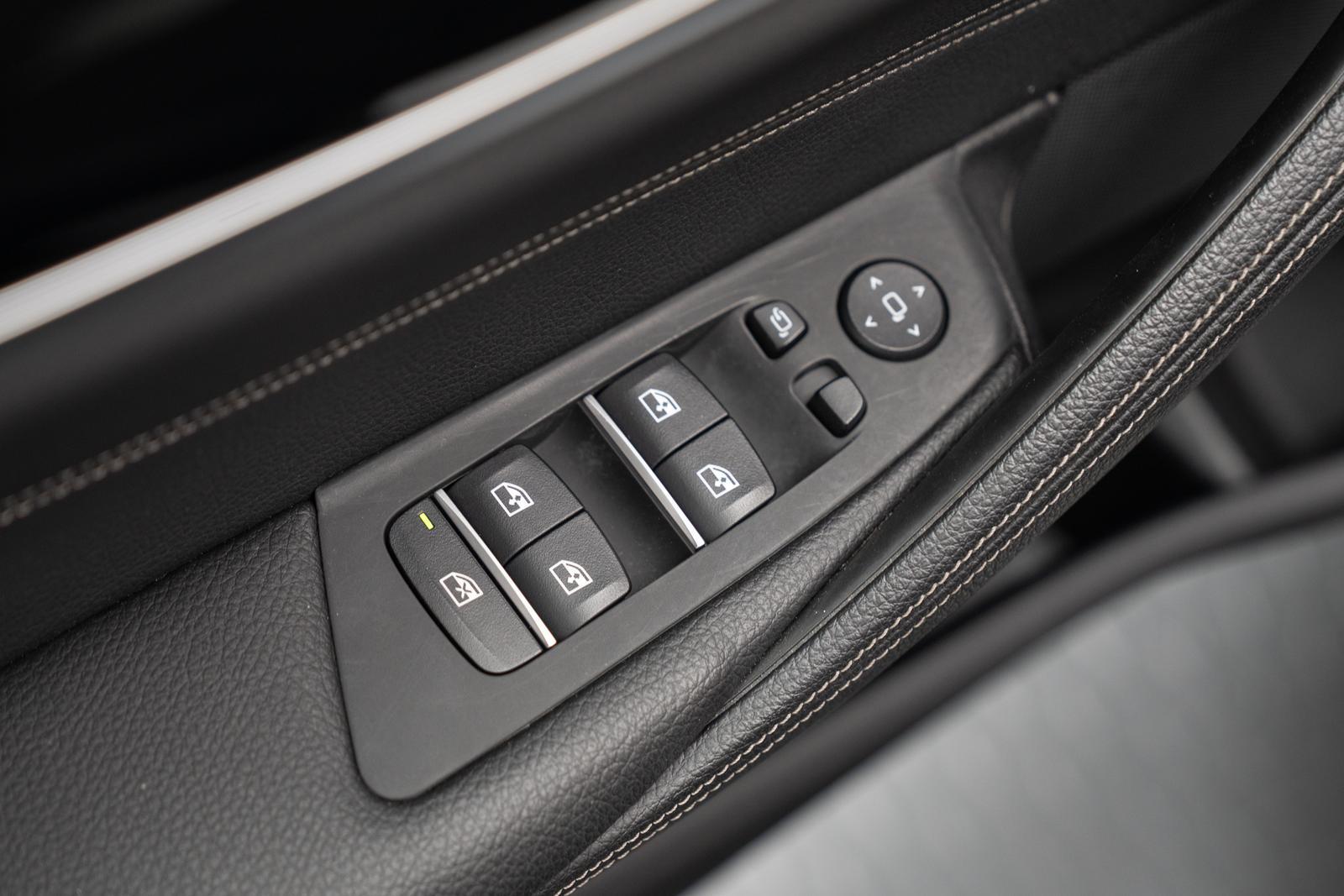 BMW 520 d Sport Line*LED*NAVI*LEDER*KAMERA*